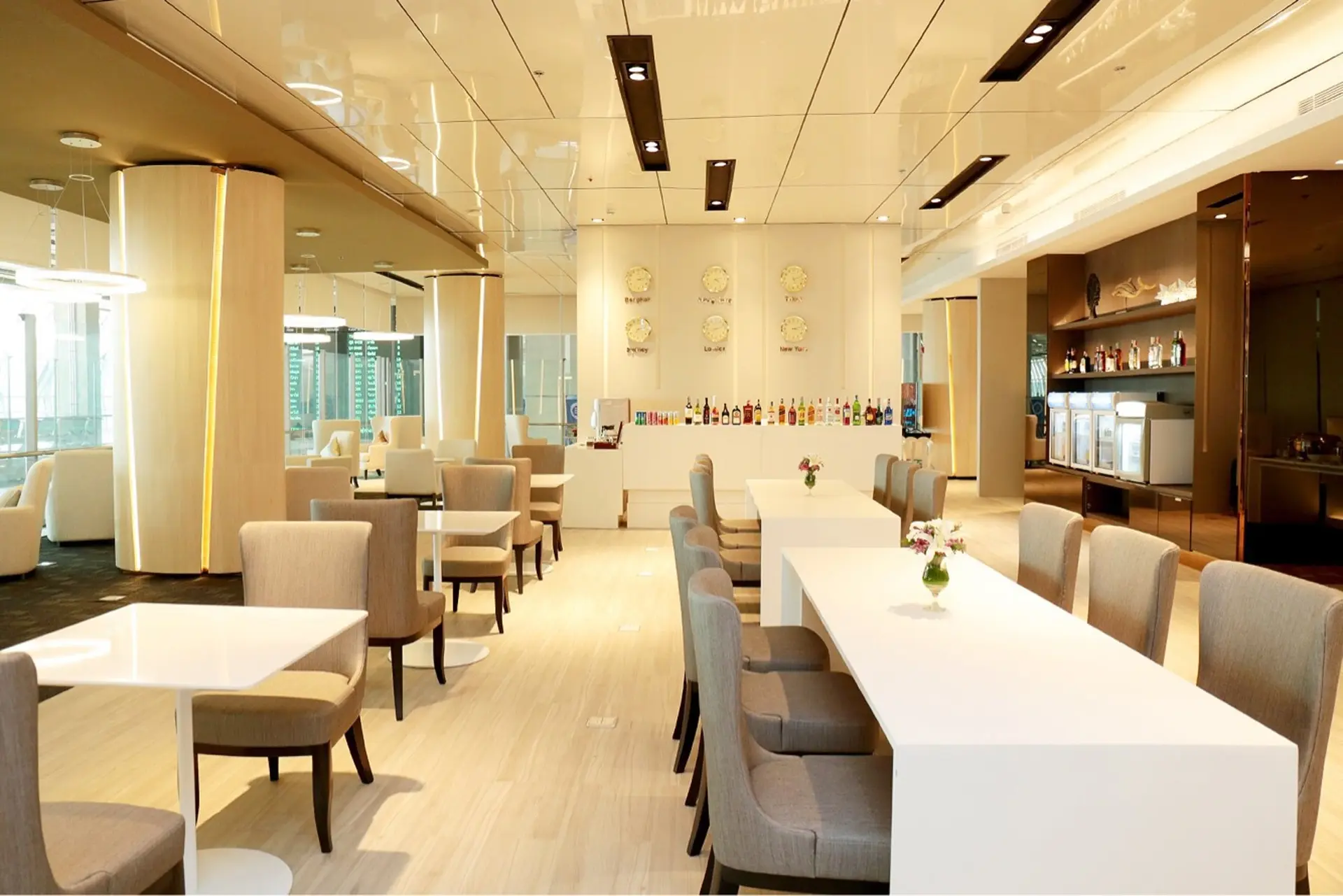 suvarnabhumi airport lounge